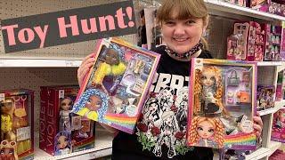 Toy Hunt! Slumber Party Bratz, Rainbow High Sparkle and Shine & More!