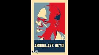 Abdoulaye Seydi L' Artiste Peintre et Infographiste un pinceau au bout des orteils