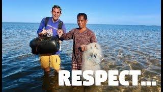 RESPECT LOCALS IN THE PHILIPPINES (Provincial Life, Cuyo Palawan)