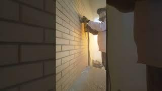 Подготовка кирпичной стены под  плитку. Система пылеудаления DeWalt пылесос Bosch воздуходувка Bort