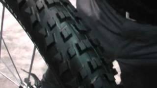 Hutchinson Cougar Tire - Interbike 2010