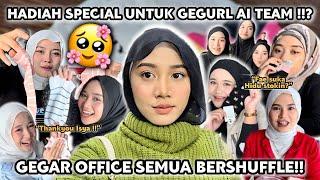 HADIAHKAN STOKIN  UNTUK GENG PEREMPUAN AI TEAM !! RINA EXCITED ?!!