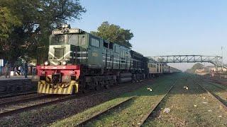 Big American Engine GEU40 leading the fastest train Karakoram express 41up skipping Toba Tek Singh