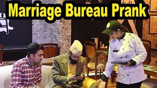 Marriage Bureau Prank  | Allama pranks | Totla reporter | Pakistani pranks | Indian Prank