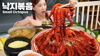 매콤한 대왕 낙지볶음 ! 집밥 먹방  간단한 낙지 레시피까지 육아는 스피드가 생명  Small Octopus Seafood Recipe Mukbang ASMR Ssoyoung