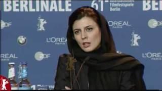 Leila Hatami speaking German - Conference Press -  Berlin Film Festival 2011