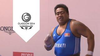 Kiribati's David Katoatau celebrates gold medal with funky dance | Unmissable Moments