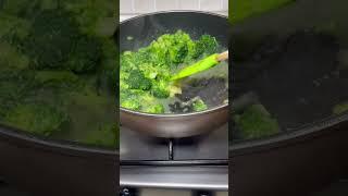 Creamy broccoli  pasta      #homemade #dinnerrecipe#dinner#cooking#broccoli#satisfying#pasta