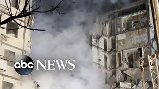 Death toll rises in Ukraine apartment strike | ABCNL