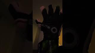 New elite sport gloves