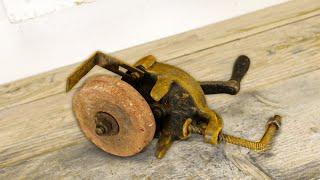 Vintage Rusty Hand Crank Grinder - Awesome Restoration