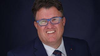 Expert Tips — Dr Scott MacLean — New Implant Surfaces