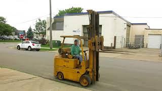 Lot 1   Yale Forklift