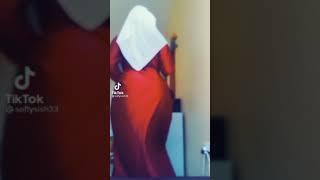 Somali Hijab girls dancing and twerking. Fun lovers.