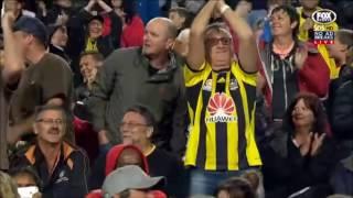 Vince Lia Screamer Wellington Phoenix 3-0 Central Coast Mariners