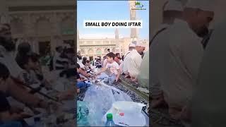 Viral video of kid doing Iftar in Madina ️ MashaAllah #shorts #viral