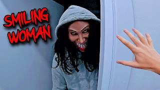 SMILING WOMAN REAL LIFE HORROR ESCAPE (PARKOUR POV)