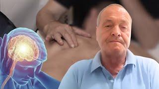 Mjeku nga Kosova që bën “mrekulli”! Ja si shëron sëmundjet me 2 gishta…