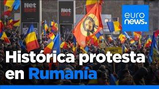 Decenas de miles de personas protestan en Rumanía contra la anulación de la carrera presidencial