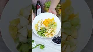 Фруктовый салат с маслом расторопши