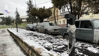 Шелковые заплаты на мешках из дерюги..,