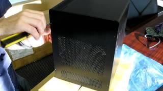 Lian Li PC-Q07B mITX aluminum PC Case Unboxing Linus Tech Tips