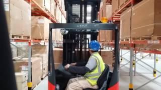 Linde model. Reach truck @kia dammam