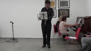 E Vahl: Scottish and Romanian dances for clarinet and piano.