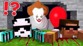  We Got KIDNAPPED By PENNYWISE in MINECRAFT!