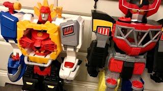 TWO BIG ROBOTS IN ONE VIDEO!! Power Rangers Megazords / asjem explore review