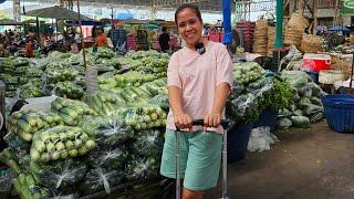 Largest vegetable market in Thailand