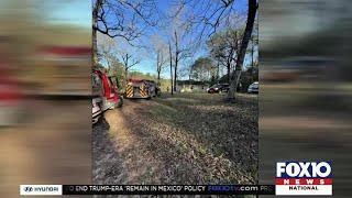 Crews battle several house fires around Mobile County