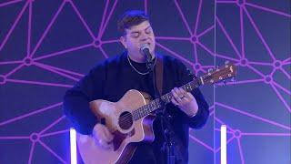 Babysteps - Isaak Guderian (ft. David Puentez) Live @Telekom