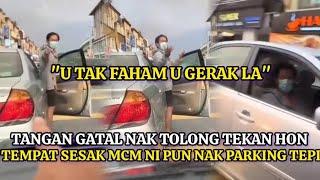 PEMANDU CAMRY KERAS KEPALA PARKIR TEPI JALAN BUAT JALAN JADI SESAK