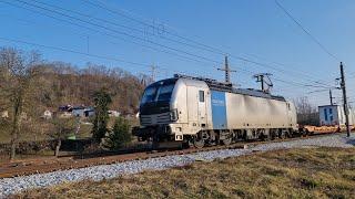 6193 116 mit einem Güterzug Richtung Linz