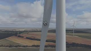 Rope Access Wind Turbine Blade repairs | RIGCOM