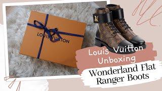 LOUIS VUITTON WONDERLAND FLAT RANGER BOOTS UNBOXING./ Close up and details. /Cari salgado