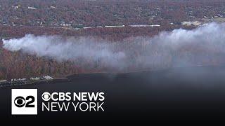 Brush fire breaks out in The Palisades along Hudson River - Team coverage