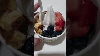 Tried one of the best frozen yogurt at ph! #pinkberry #frozenyogurt #yogurt #food #dessert #icecream