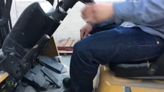 How to operate forklift