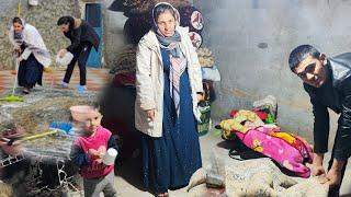 ️ Heavy Rain Hits Sadegh’s Home – A Struggle to Save Their Belongings & Seeking Shelter 