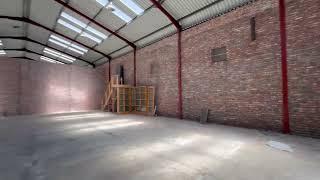 Warehouse to let in Neave Industrial