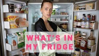 What's in a Beauty Model's Fridge? | Easy & Healthy