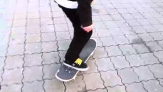 Nollie hard flip