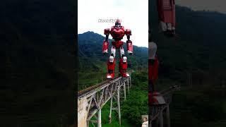 Ada Robot Monster Dibelakang Kereta Api #train #keretaapiindonesia
