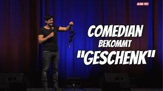 Comedian bekommt "Geschenk"! - Alain Frei