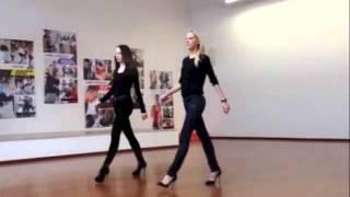 Catwalk Coach and Model; How to walk on a runway