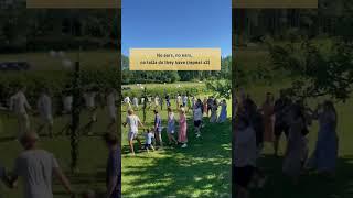 The 'Little Frogs' dance in Sweden