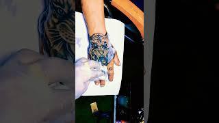 MEN HAND KING  TIGER ANGRY TATTOO HAND ALLEN 3D TATTOO