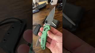 Spyderco Manix 2 LW applied weapon tech scales  #youtubeshorts #jd4edc #dailygearguide